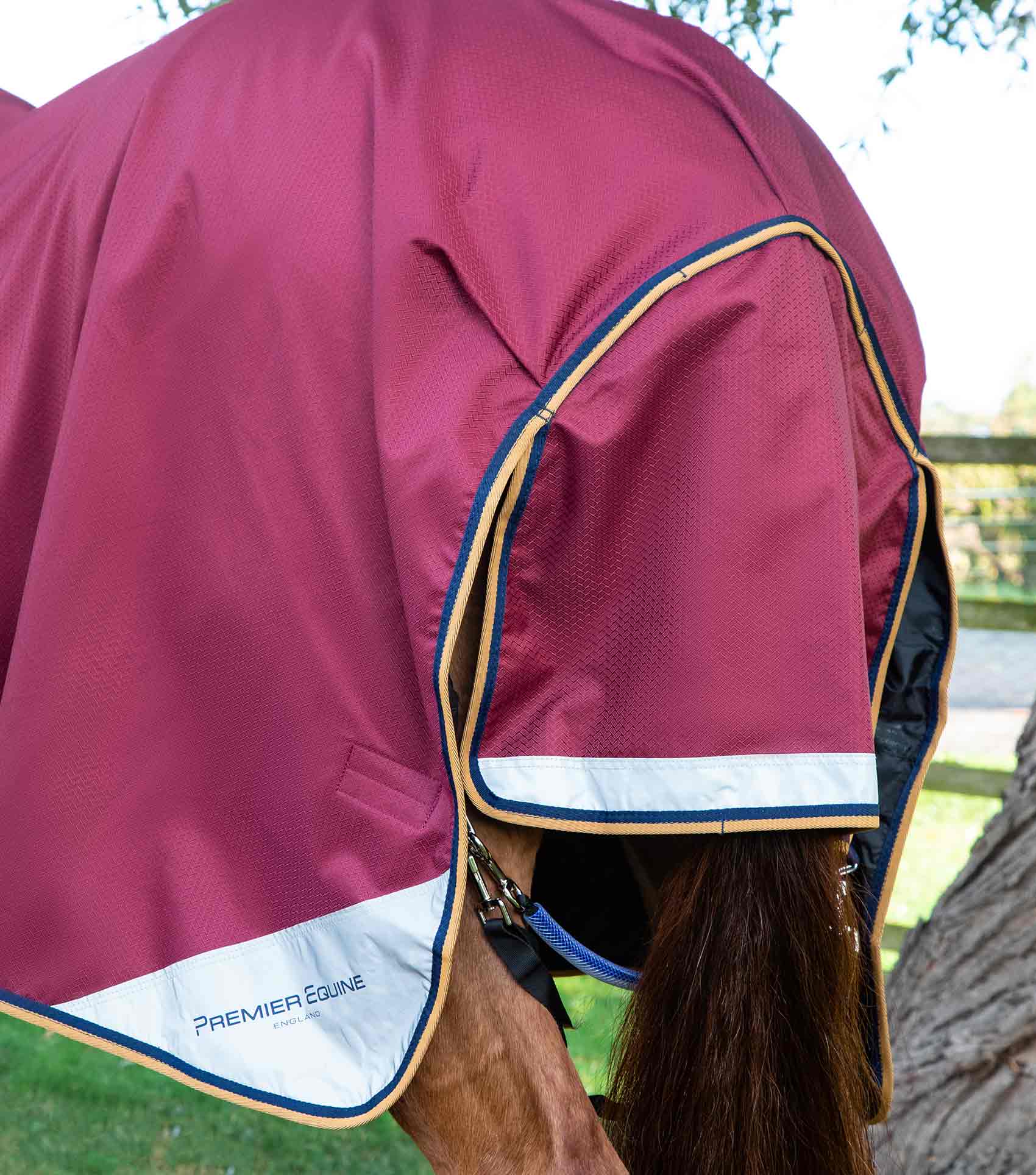 Couverture Légère D'aiguillage Pour Cheval Premier Equine Akoni 0g - Cou Amovible - Neuf