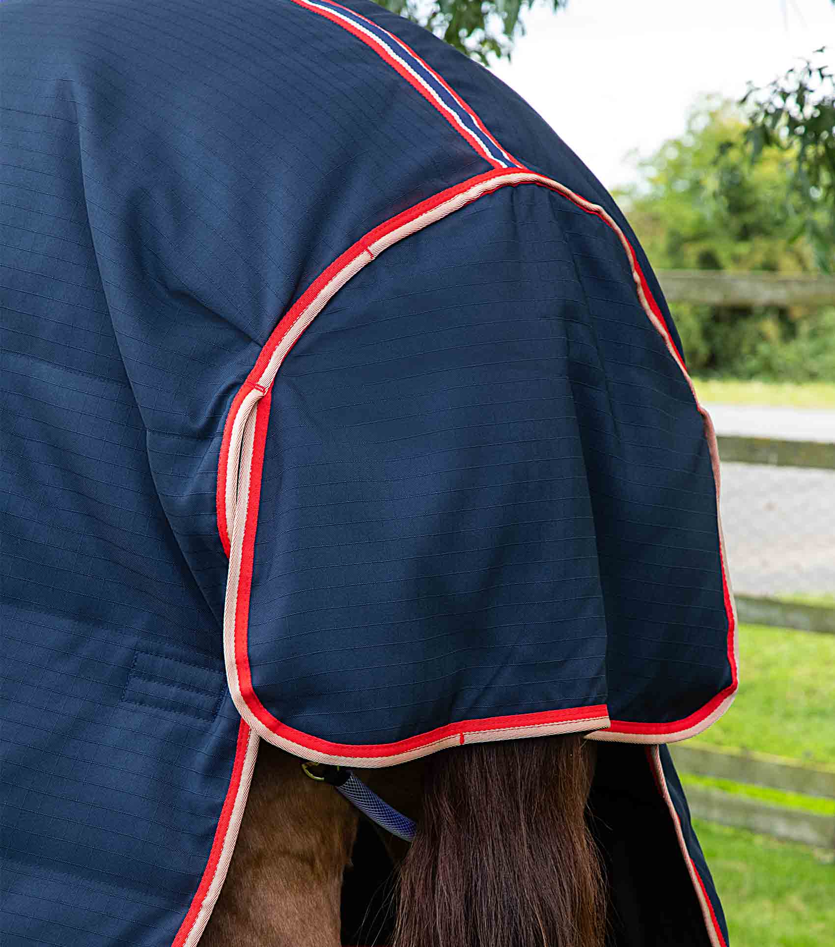 Premier Equine Stable Buster 100g Stable Rug with Neck Cover ...