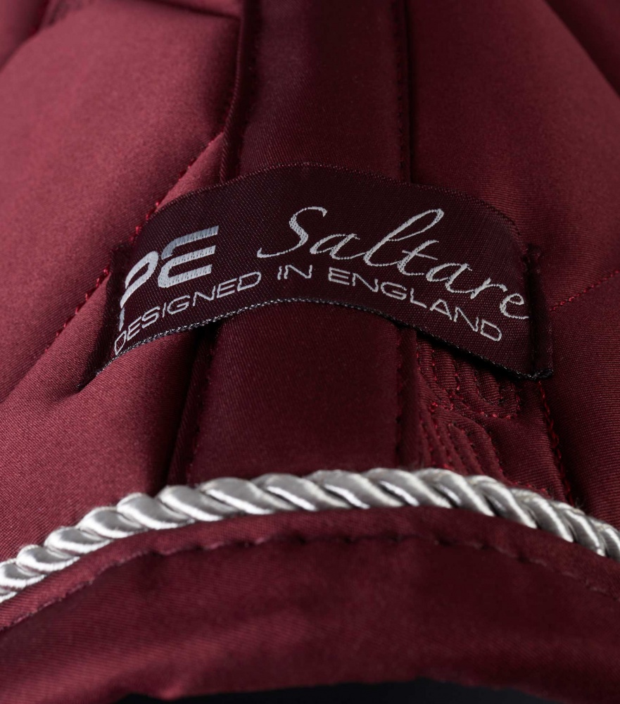 Close Contact Saddle Pads